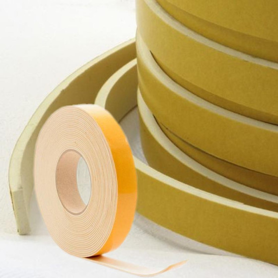 Celrubber EPDM 2mm dik | 20mm breed | 1 zijde zelfklevend | Rol 10 meter Celrubber EPDM 2mm dik | 20mm breed | 1 zijde zelfklevend | Rol 10 meter